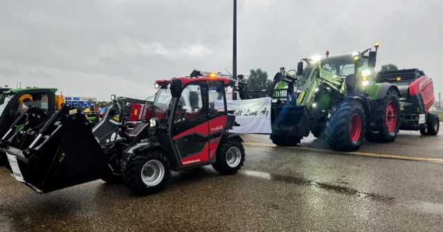 We had a fantastic time taking part in the Swift Current Frontier Days Parade last week! 😁

Leading our lineup was a Weidemann T4512 telehandler, followed by a Fendt 724 Gen 7 tractor pulling a Massey Ferguson RB156 baler. 🌾

We truly appreciated the opportunity to support our community—and in return, it was great to see so many smiling faces cheering on the parade, rain or shine! 🌧☀

📸 [Photos taken during parade courtesy of Swift Current Online]

#fulllineag #fulllineagfamily #swiftcurrentsk #frontierdays #scfrontierdays #proudsupporter #weidemann #fendt #masseyferguson #EquipmentDealership #saskequipmentdealership #saskag #saskatchewan #saskfarming #saskproducers #saskcattle #saskbeef #agriculture