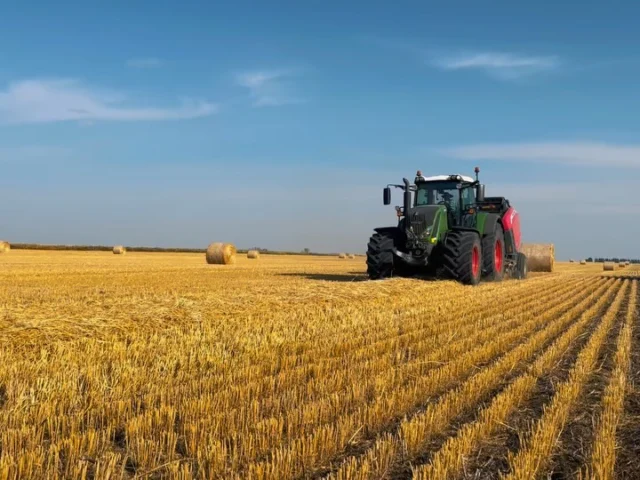 We know what you’re thinking… can a tractor AND baler actually perform at THAT speed? 🤨🏎️

Well, yes. (and that’s not even the best part about it!) 😉

Hesston by Massey Ferguson Balers were built to perform at their best with Fendt models, thanks to Fendt TIMS technology (Tractor Implement Management System) 

TIMS communicates with the baler to optimize output and fuel efficiency, ensuring consistent bales, and reducing operator fatigue and error— leaving you with peace of mind! 

#fulllineag #fendt #fendtTIMS #masseyferguson #hesston #hesstonbaler #saskatchewanharvest #saskag #prairies #ag #fendttractor #fendtpower #baler #agrar #fyp #discover #discoverag